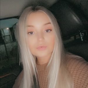 Meet your Posher, Abigail